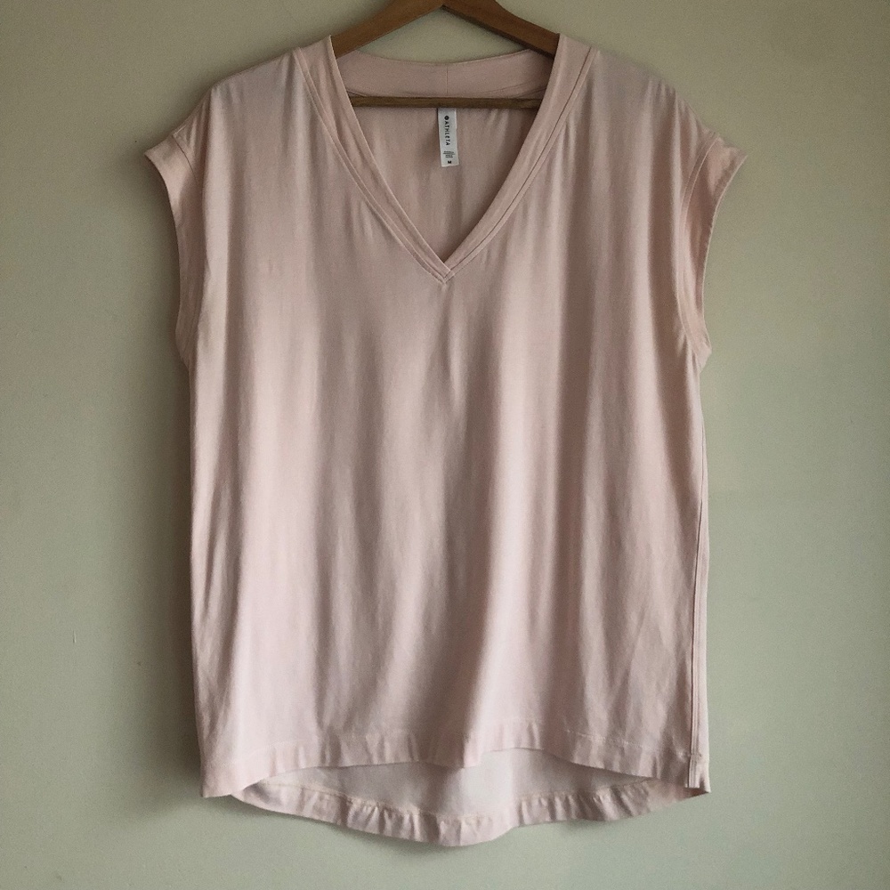 Athleta Avenue V-Neck Tee Pale Pink Medium